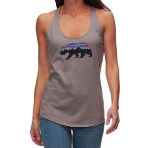 Woman’s Patagonia grey tank with bear